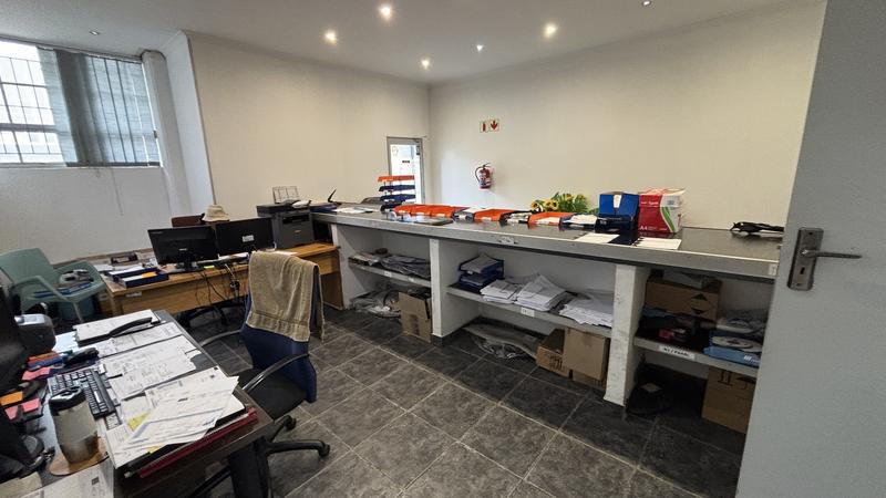 To Let commercial Property for Rent in Paarden Eiland Western Cape